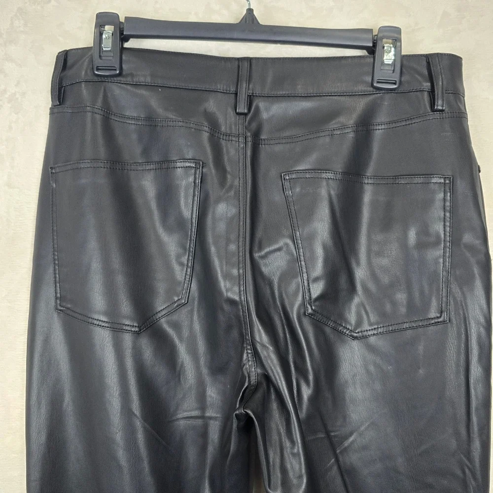 NWT Zara The Dreed Pant Black Faux Leather High Rise Cropped Flared Womens 10